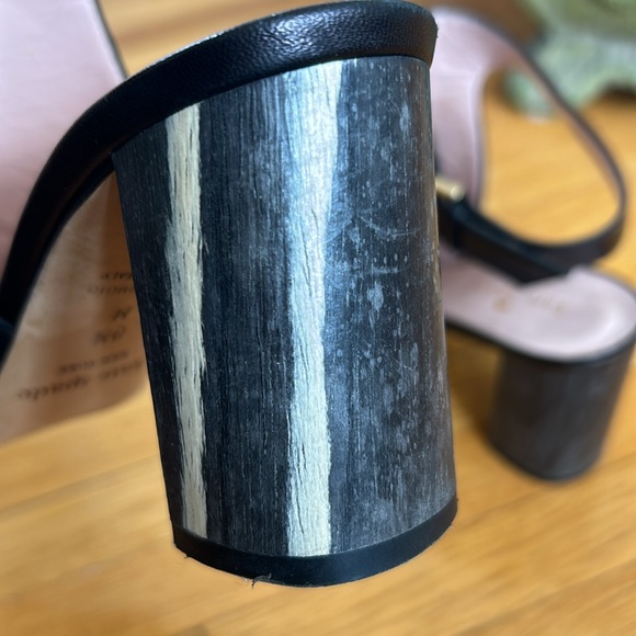 Kate Spade black leather sandals with 3” block heel.  Size 8.5 Made in Italy - Picture 3 of 5